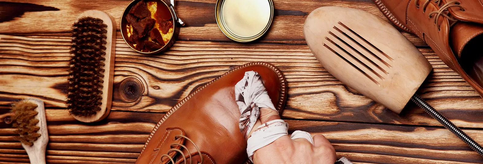 L'entretien des chaussures en cuir à Abidjan #1